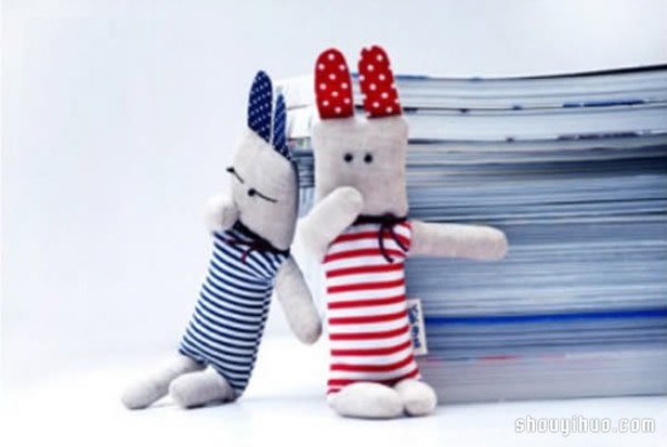 Cute non-woven rabbit doll handmade tutorial with paper pattern