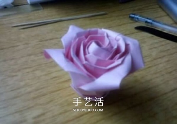 AP Rose Origami Method Illustrated How to Fold Beautiful Flower-shaped Roses