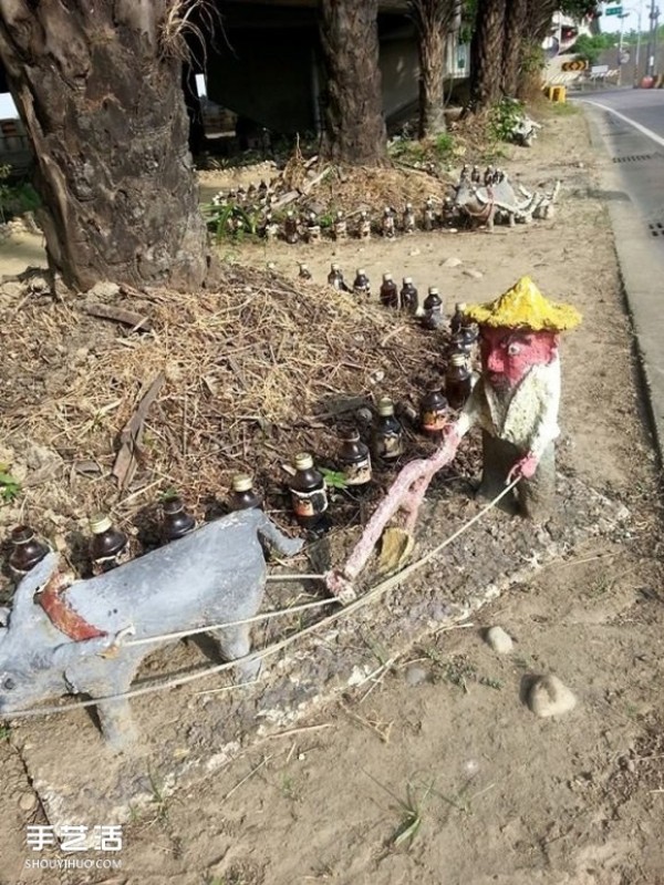 Lilliput under the bridge! The nostalgic village "picked up" by the 68-year-old uncle