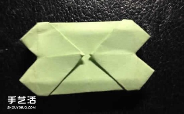 How to fold a four-leaf clover, a simple four-leaf clover origami tutorial with two pieces of paper