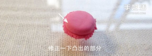 Illustrated tutorial on how to make macaron dessert trinkets with ultra-light clay