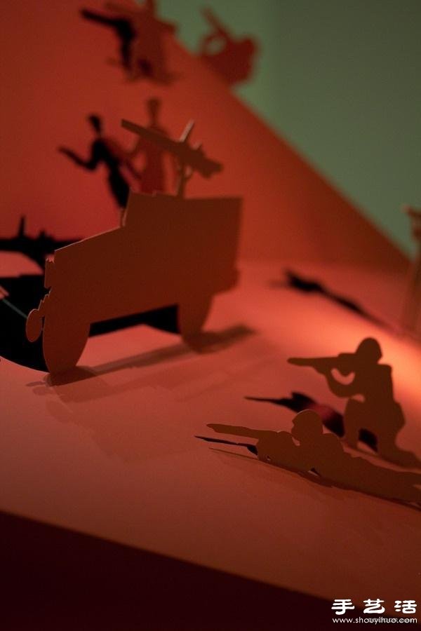 Creative paper-cutting: Fierce and bloody battle in the Red Fortress