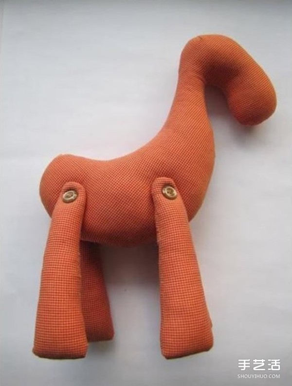 DIY diagram of handmade plush toy horse with drawings of cloth horse