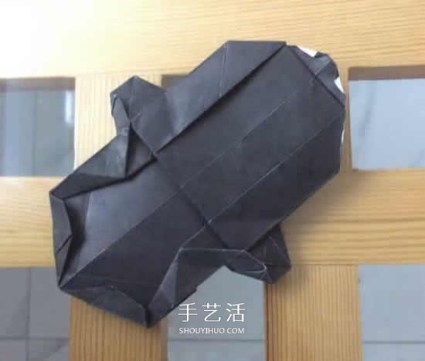 The origami step-by-step illustration of the crawling giant panda is so naive and cute~