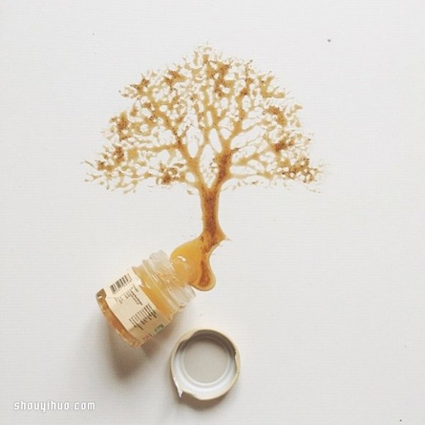 Creative Painting: Turn spilled coffee into graffiti art