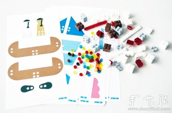 "LEGO bricks and paper" DIY toy kit