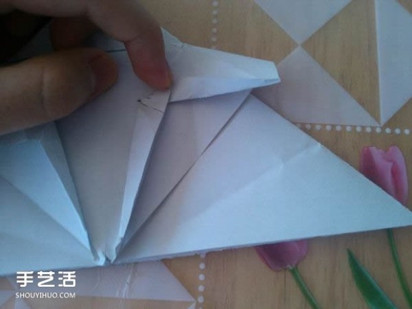 Origami diagram of a grand piano and how to fold a three-dimensional grand piano step by step