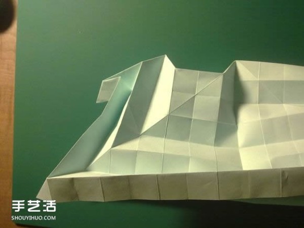 Detailed illustration of the folding process of Hatsune Miku origami