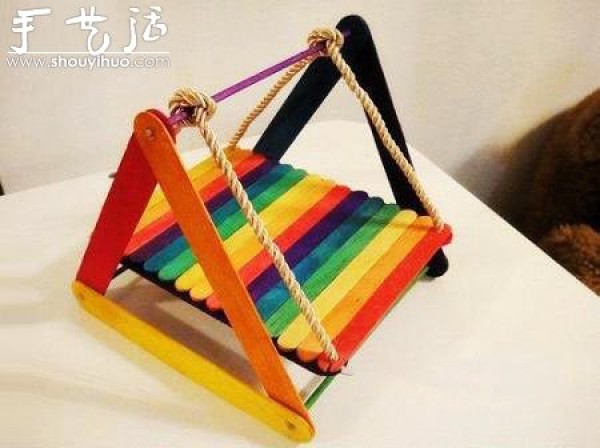 Beautiful DIY swing made from popsicle sticks