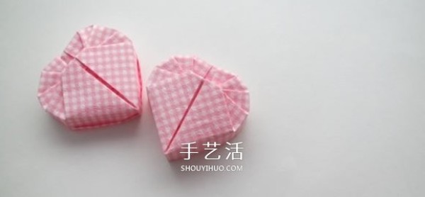 How to fold a love box and how to fold a heart-shaped carton with a lid and the steps Illustrations