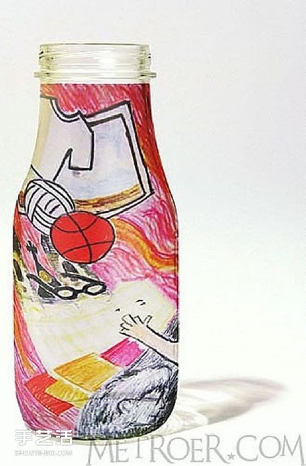 A collection of hand-drawn pictures of beverage bottles for appreciation of handmade beverage bottle paintings