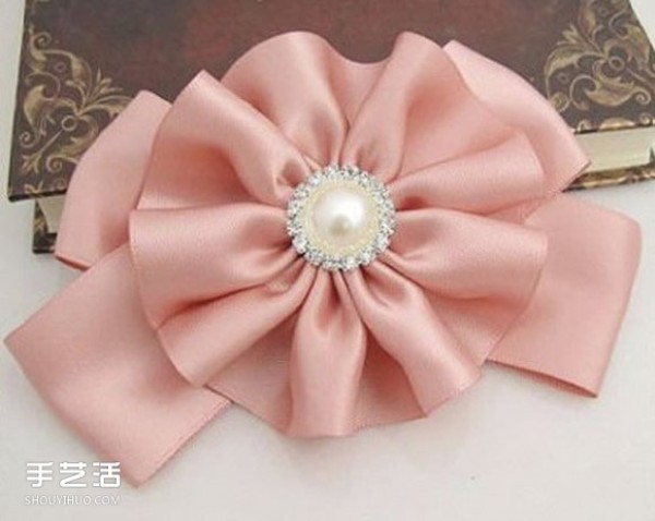 How to make homemade ribbon flower hairpins and DIY ribbon flower hair accessories