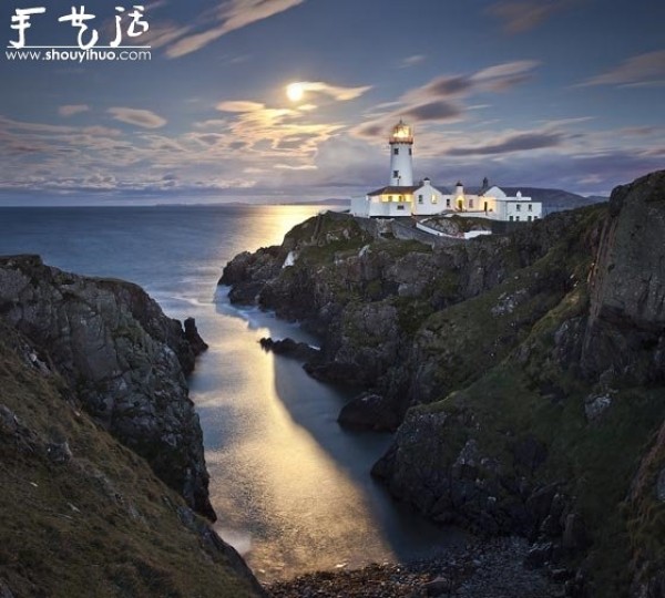 The beautiful lighthouse captured by photographers