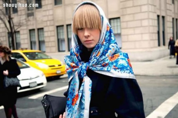 The seasons change, the ever-changing scarves make your style more creative