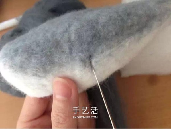 Wool felt shark key bag DIY wool felt key bag making method