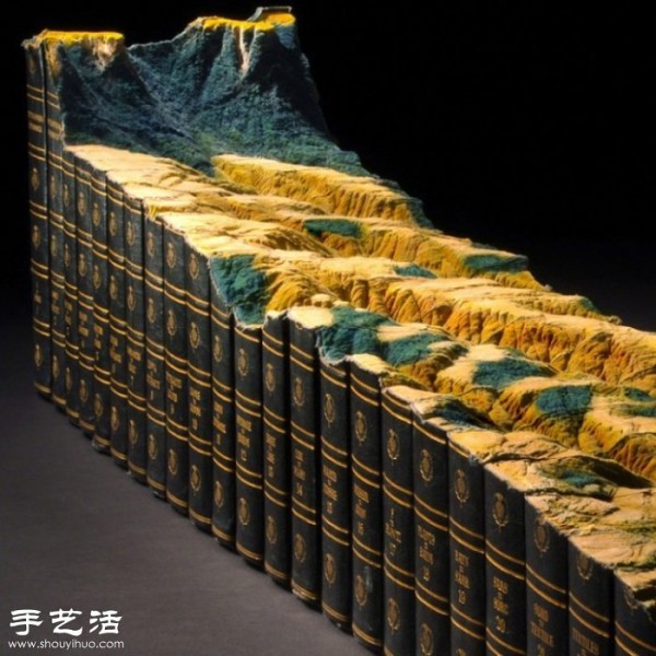 The book sculptures created by "Encyclopedia Britannica" say goodbye to traditional printing~