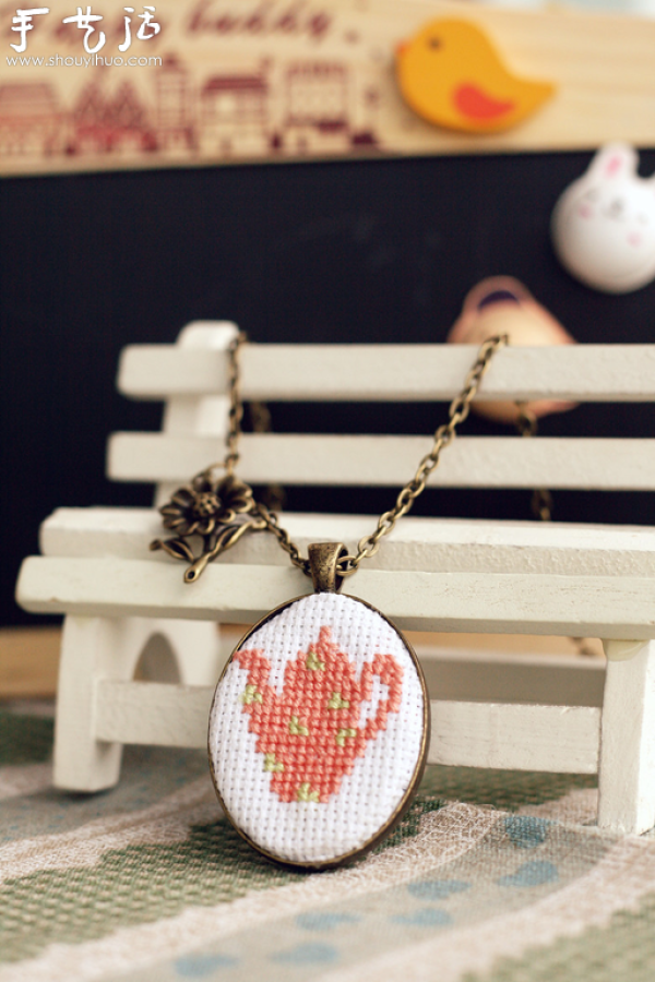 Cross-stitch DIYBeautifully made trinkets