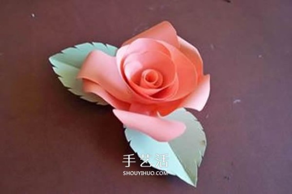 How to make cardboard roses and illustrate how to make simple colored paper roses