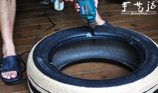 Waste utilization: DIY personalized sofa from old tires