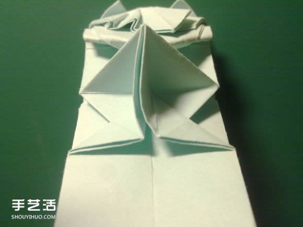 Detailed illustration of the folding process of Hatsune Miku origami