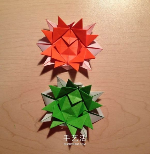 How to fold a three-dimensional combination of thorn balls and an origami illustration of a thorny flower ball