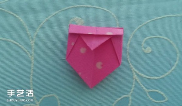 Childrens origami box tutorial, simple how to fold a paper box with illustrations