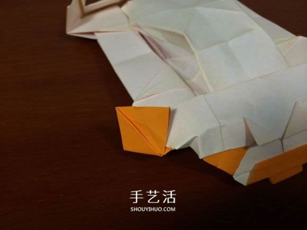 How to fold a complex three-dimensional sports car with detailed steps of origami sports car