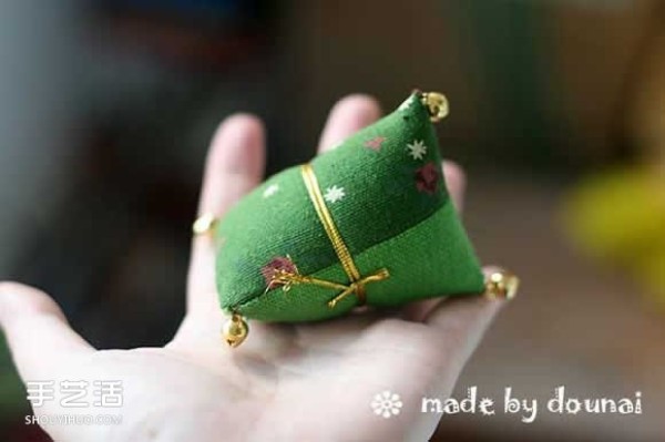 How to make non-woven rice dumplings and illustrate a DIY tutorial on fabric rice dumplings and sachets