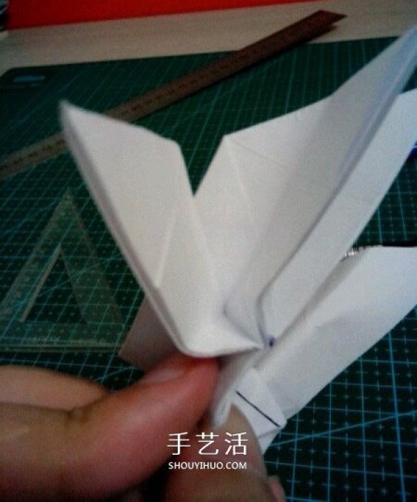 How to fold the six-winged seraphs heart origami with six-winged heart and illustration