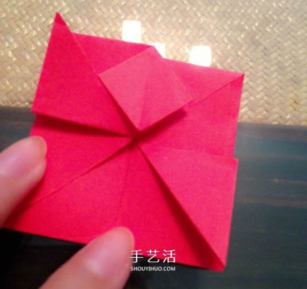 How to fold origami with a happy heart and a heart in full bloom with illustrated tutorials