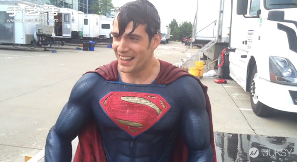 Come and see, Superman is also participating in the Ice Bucket Challenge~