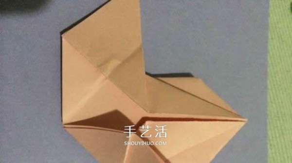 A simple folding method of three-dimensional rabbit, childrens origami rabbit illustration