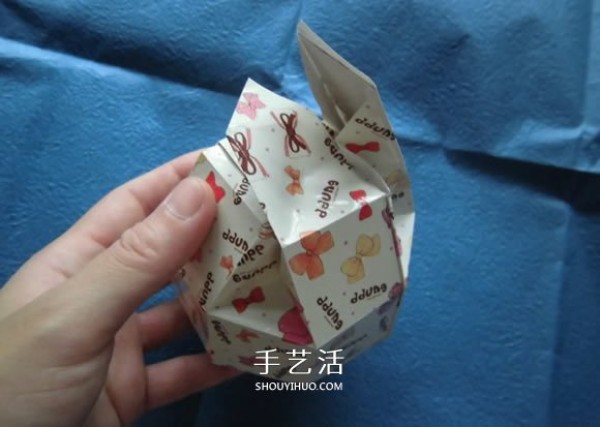 How to fold the exquisite eight-sided hydrangea gift box origami hydrangea gift box