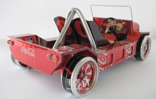 Can-pop car model making pictures, can-pop cans as vehicle model works