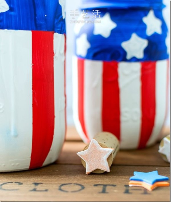 Tutorial on how to make glass bottle decorations with the Stars and Stripes Banner on the Fourth of July