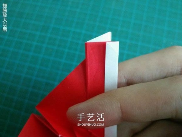 Illustrated tutorial on how to fold the Christmas crane How to fold the Christmas crane