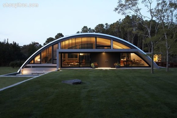 Retro-futuristic semi-circular arc-shaped villa residential decoration design