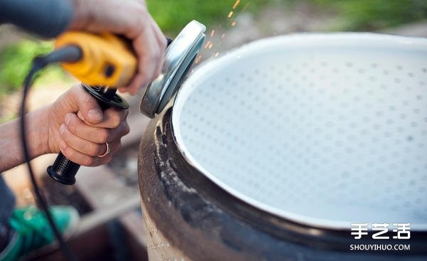 Use waste from the inner tank of the washing machine to DIY a rough industrial wind stove