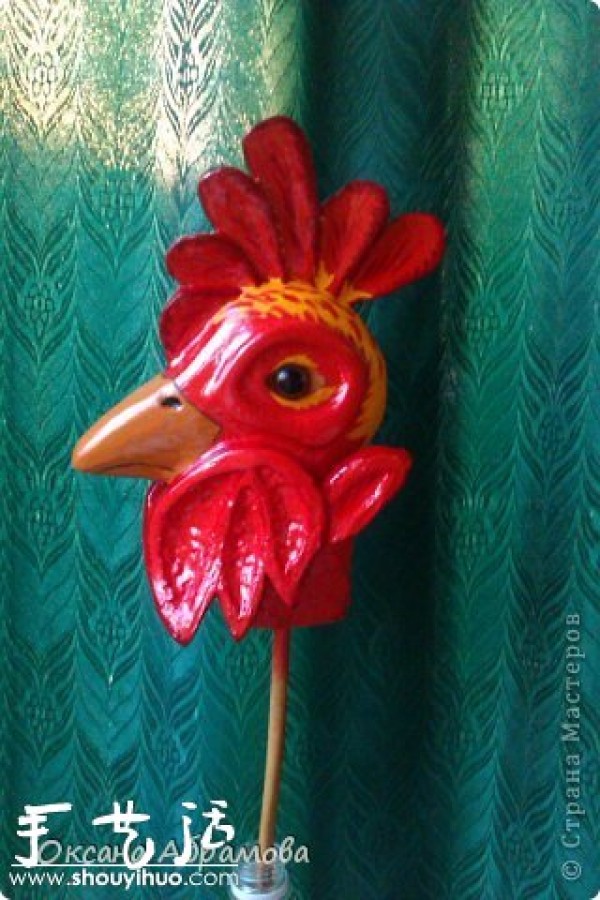 Tutorial on DIY making a big rooster from waste plastic bottles