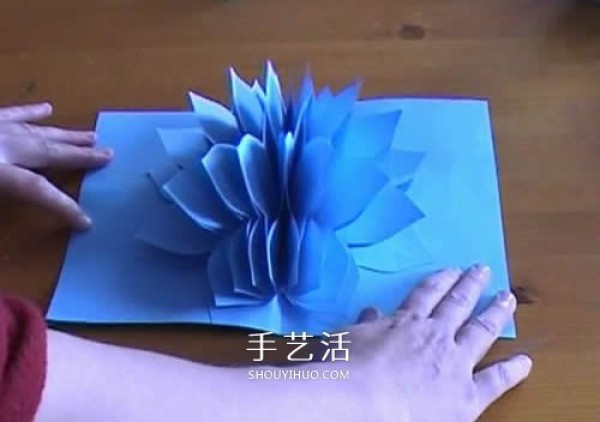 How to make a three-dimensional paper flower greeting card DIY Mothers Day three-dimensional flower greeting card