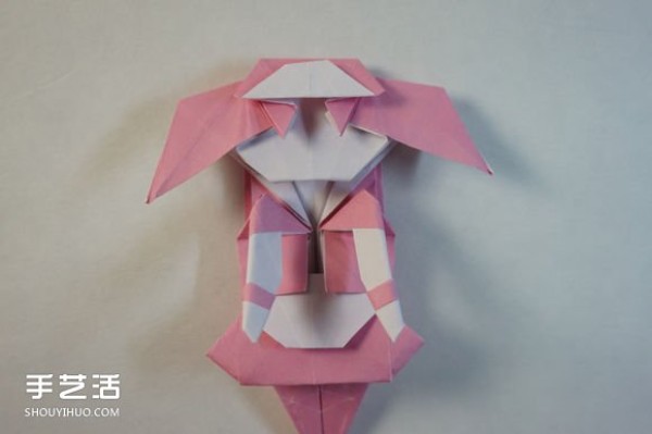 Origami Girls Step-By-Step Illustration and Complex Folding Tutorial for Girls