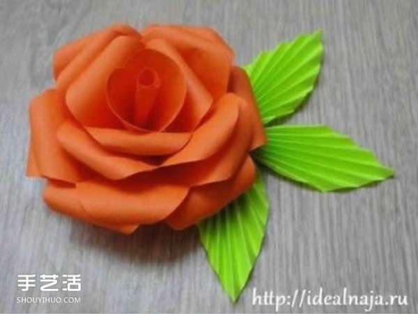 A simple folding method of a paper rose with illustrations of the steps of origami rose leaves