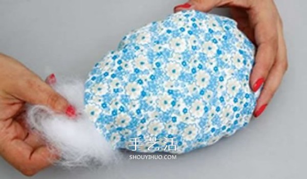 DIY non-woven flower cushion, how to make your own fabric flower cushion