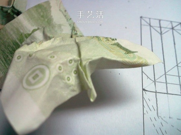 The origami method of shoe saplings. This combination is very interesting! 