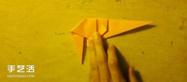 How to fold an elephant with paper, origami illustration of a flat elephant