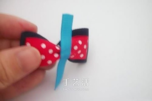 Homemade childrens bow hairpin, handmade DIY little girls bow hairpin