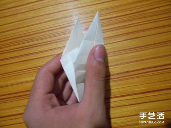 How to fold a rose paper crane step by step. Illustration of folding a rose paper crane.Solution 