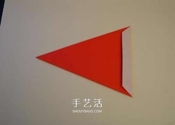 How to make an origami Christmas hat and illustrate the folding steps of a simple Christmas hat