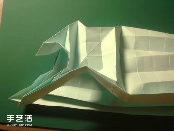 Detailed illustration of the folding process of Hatsune Miku origami