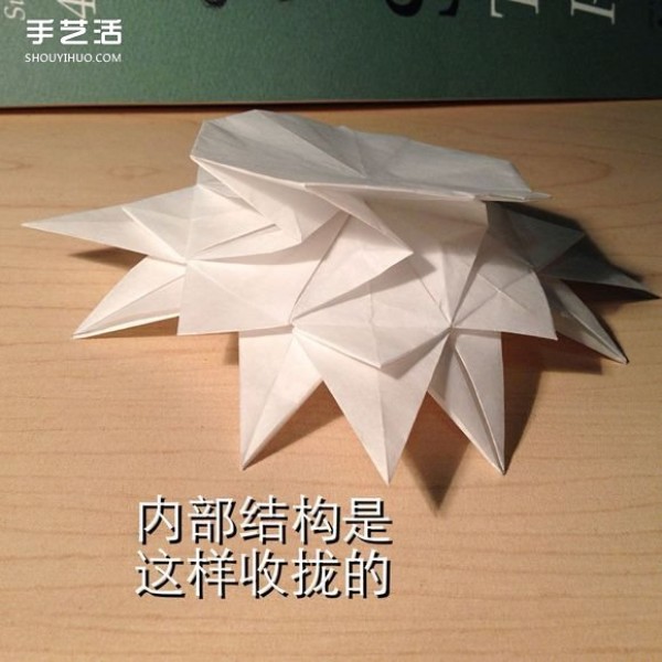 Infinite Geometric Flower Origami Illustrations and Steps of Folding Multi-layered Geometric Flowers